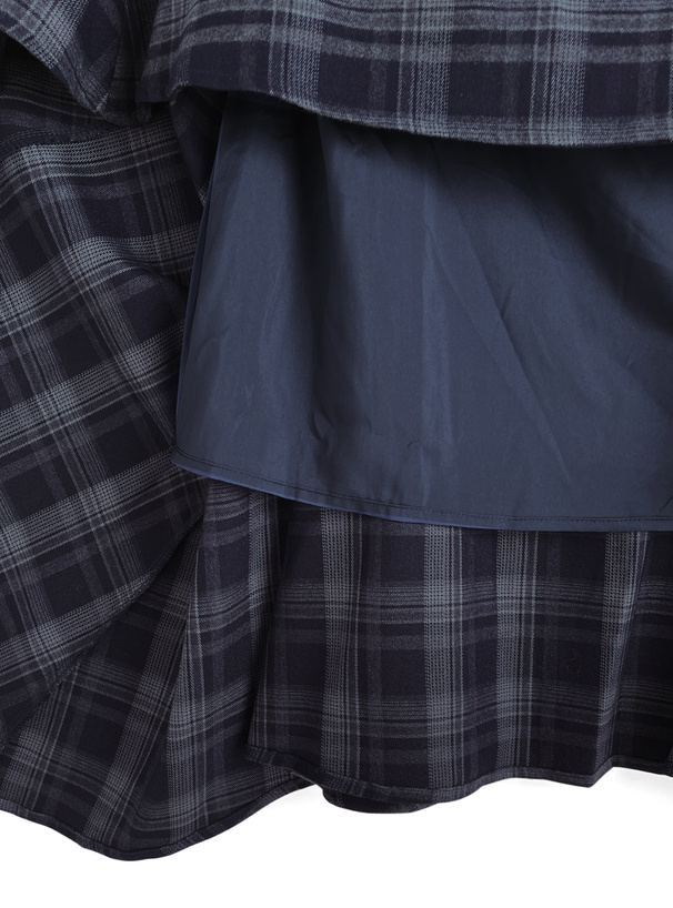 ILLIT アイリット BEB チェック柄ヘムフレアスカート