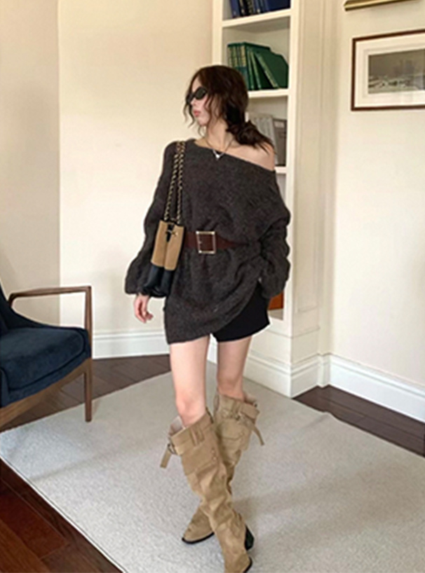 ベルト付きワンショルダーニットワンピース