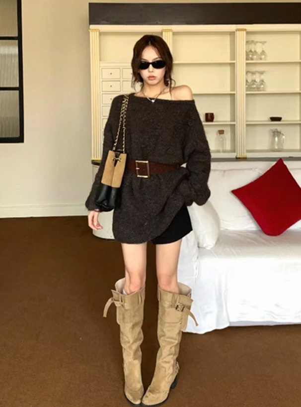 ベルト付きワンショルダーニットワンピース