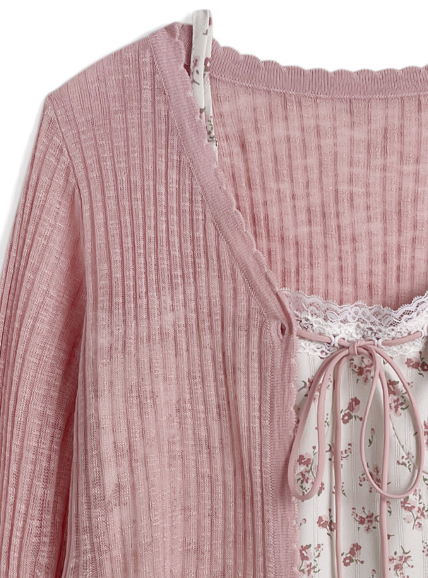 花柄キャミソール×シアーニットカーディガンアンサンブル