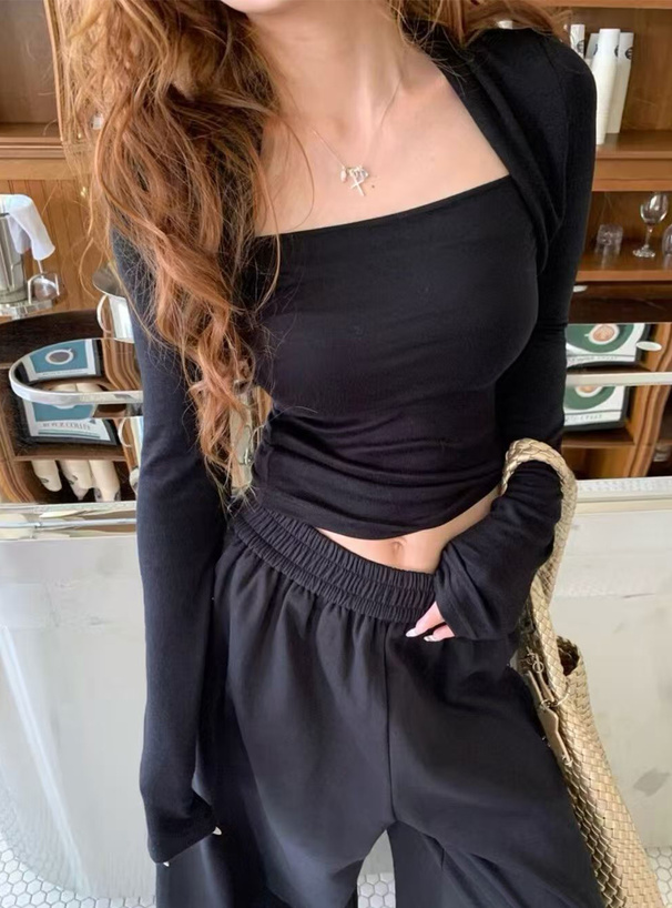 レイヤード風ギャザートップス