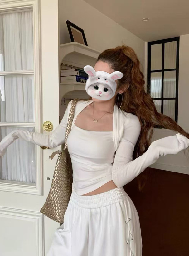 レイヤード風ギャザートップス