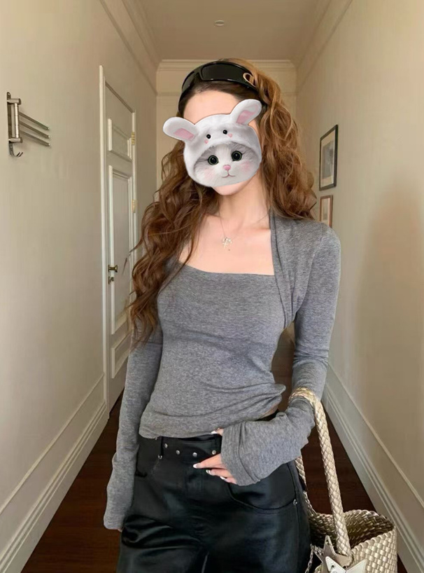 レイヤード風ギャザートップス