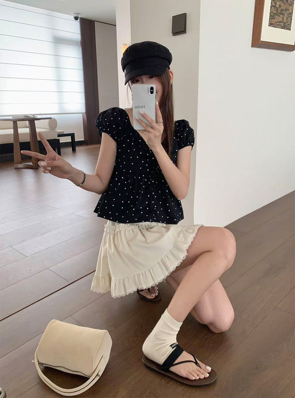 ドット柄ギャザーリボンブラウス