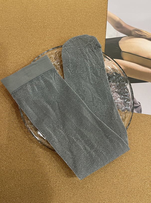 ラメシアーハイソックス