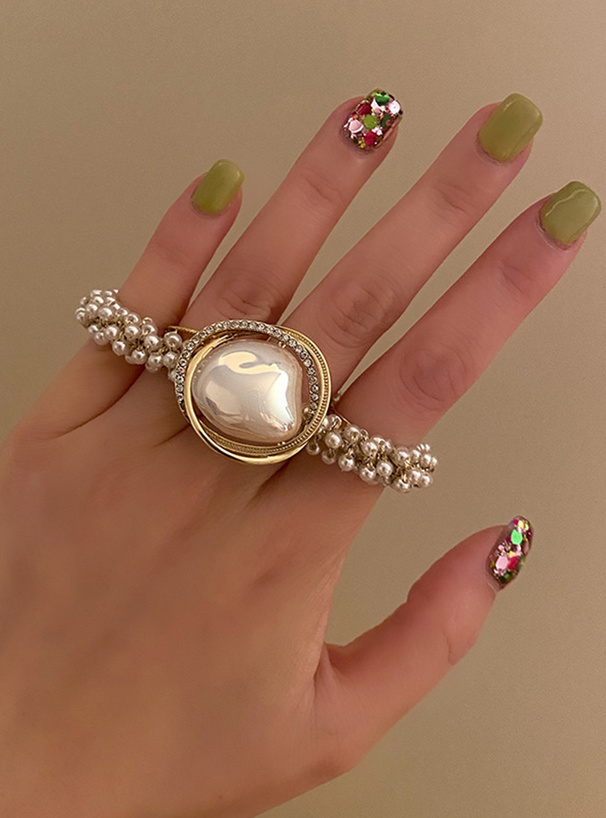 パールビジューヘアゴム