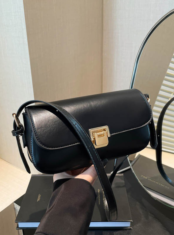 スクエアフラップミニバッグ