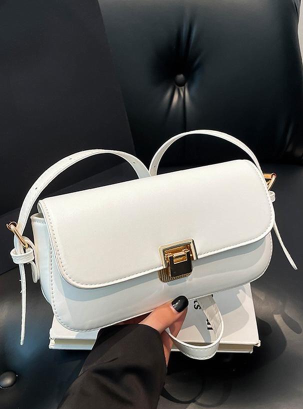 スクエアフラップミニバッグ