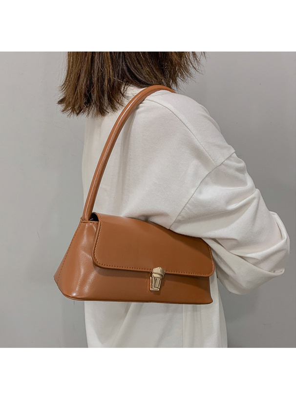 スクエアフラップワンハンドルバッグ