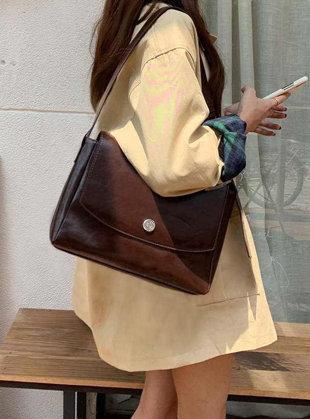 スクエアビッグショルダーバッグ