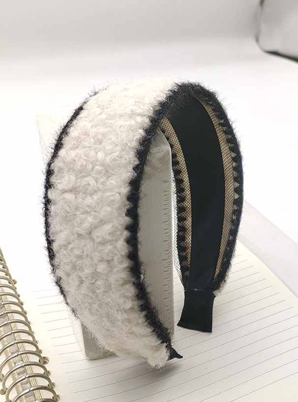 ボアステッチカチューシャ