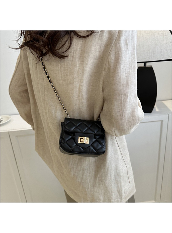 キルティングチェーンミニショルダーバッグ