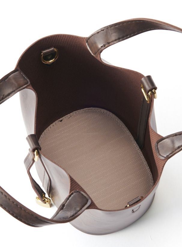 ポーチ付き2Wayレザーバケツバッグ