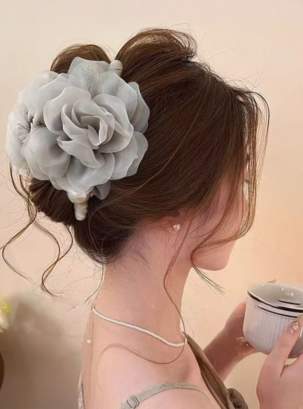 シフォンフラワーモチーフパールヘアクリップ