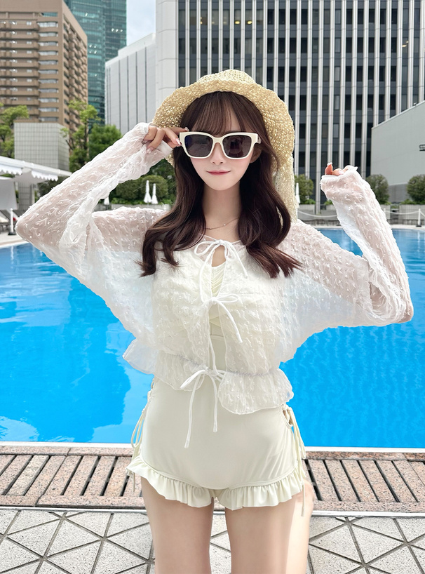 サイドレースアップ水着×シアーカーディガンセットアップ