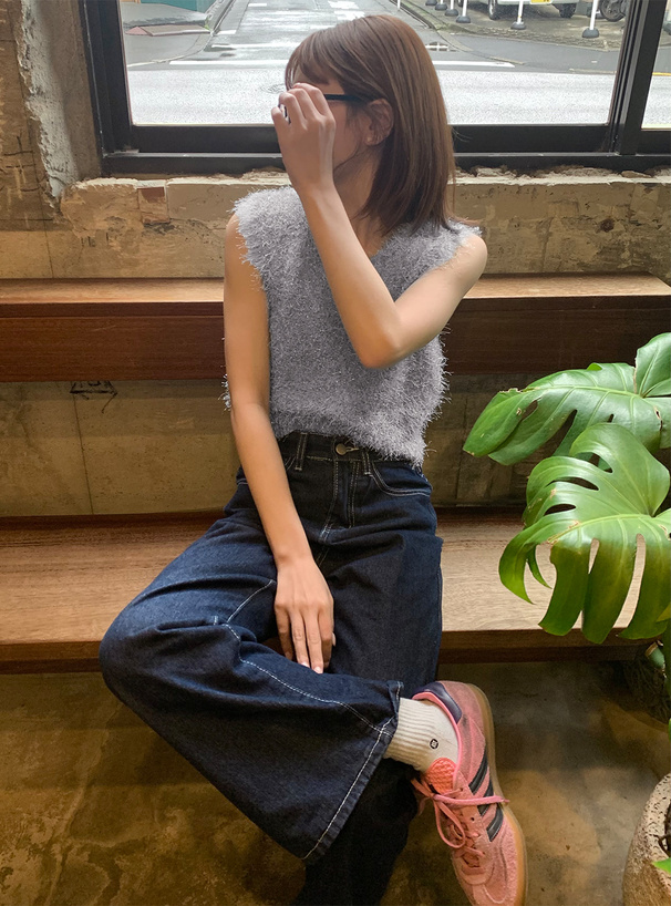 ラメシャギーニットベスト