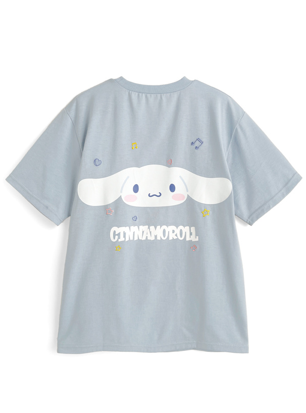 サンリオキャラクターズ　シナモロールロゴ刺繍バックプリントTシャツ