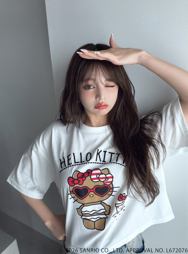 サンリオキャラクターズ ハローキティサマープリントTシャツ