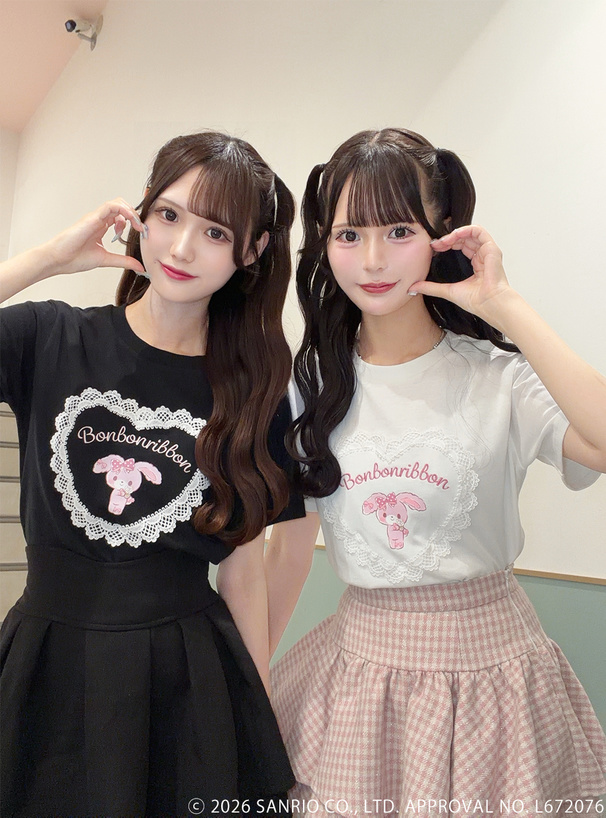 サンリオキャラクターズ　ぼんぼんりぼんレースロゴプリントTシャツ