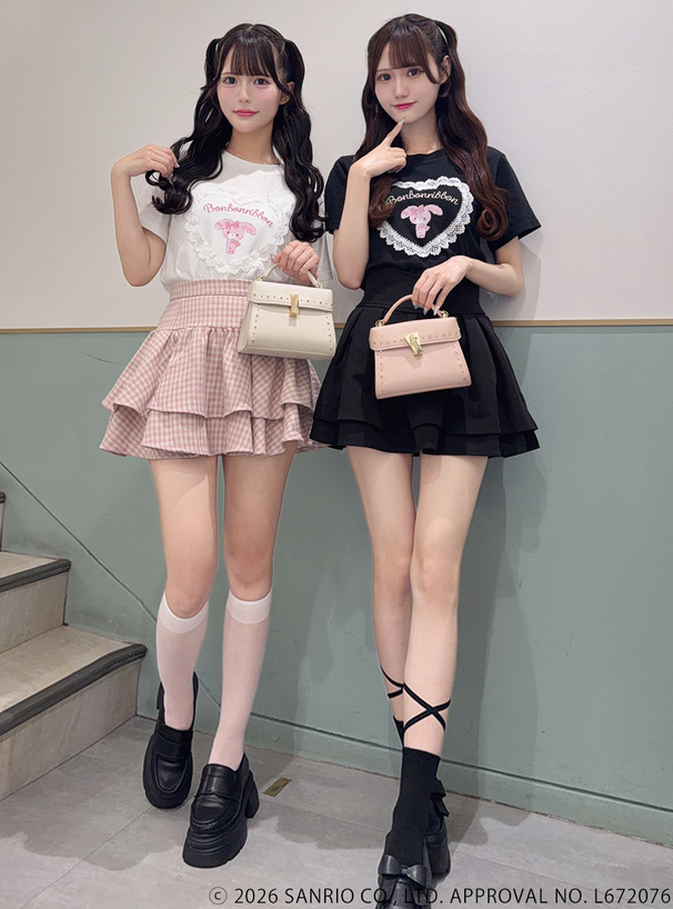 サンリオキャラクターズ　ぼんぼんりぼんレースロゴプリントTシャツ