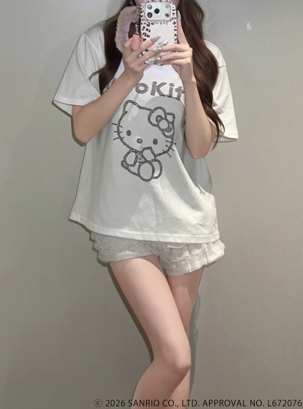 サンリオキャラクターズ　ハローキティラインストーンTシャツ