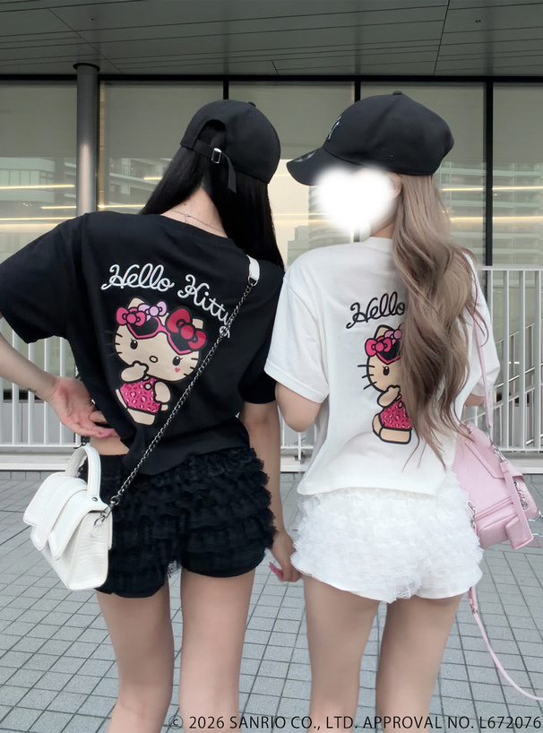 サンリオキャラクターズ　ハローキティ日焼けプリントTシャツ