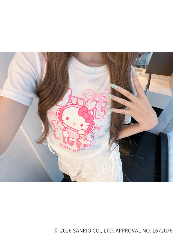 サンリオキャラクターズ　ハローキティドロストプリントTシャツ
