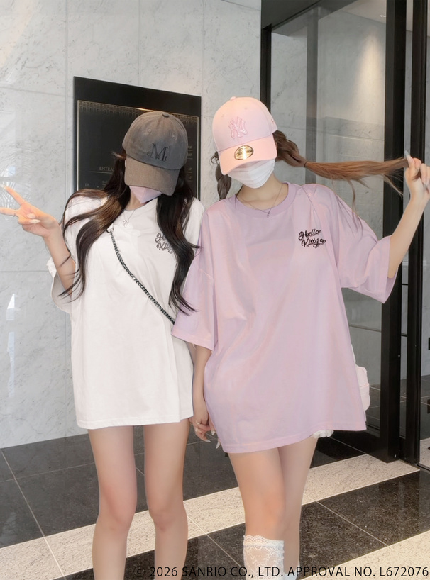 サンリオキャラクターズ　ハローキティロゴプリントTシャツ
