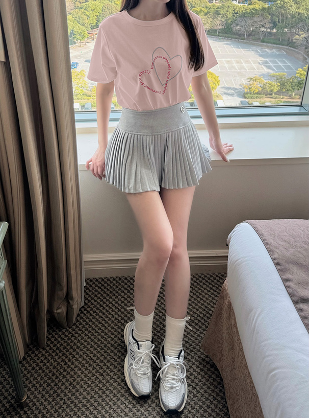 ハートロゴTシャツ