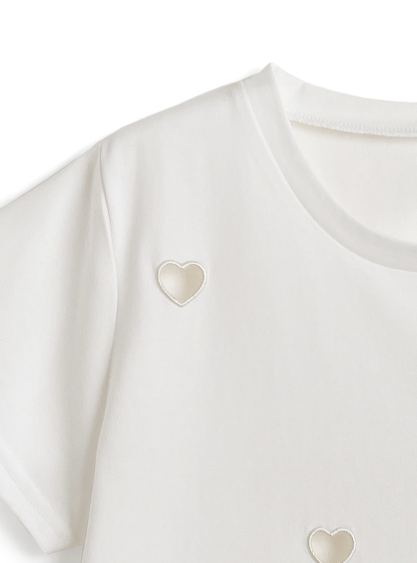 ハートカットアウトショート丈Tシャツ