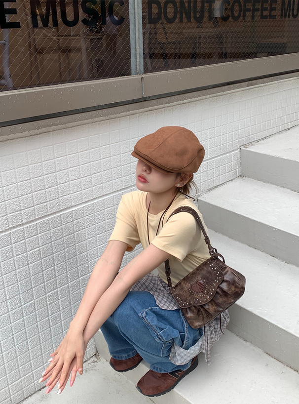 ショート丈Tシャツ