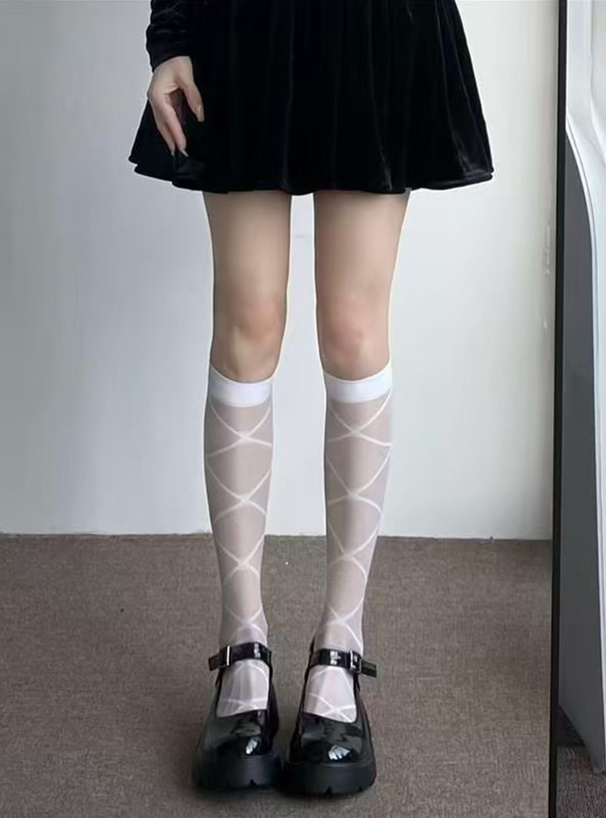レースアップ柄シアーソックス