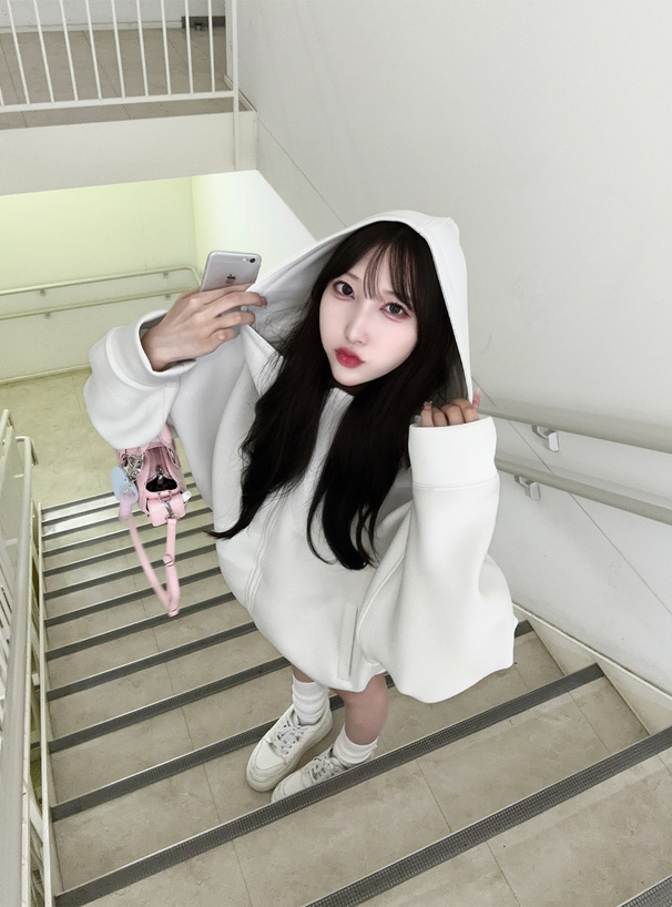 オーバーサイズパーカー