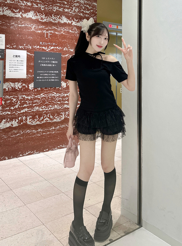 3wayストラップ付きワンショルダーTシャツ
