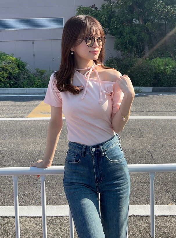 3wayストラップ付きワンショルダーTシャツ