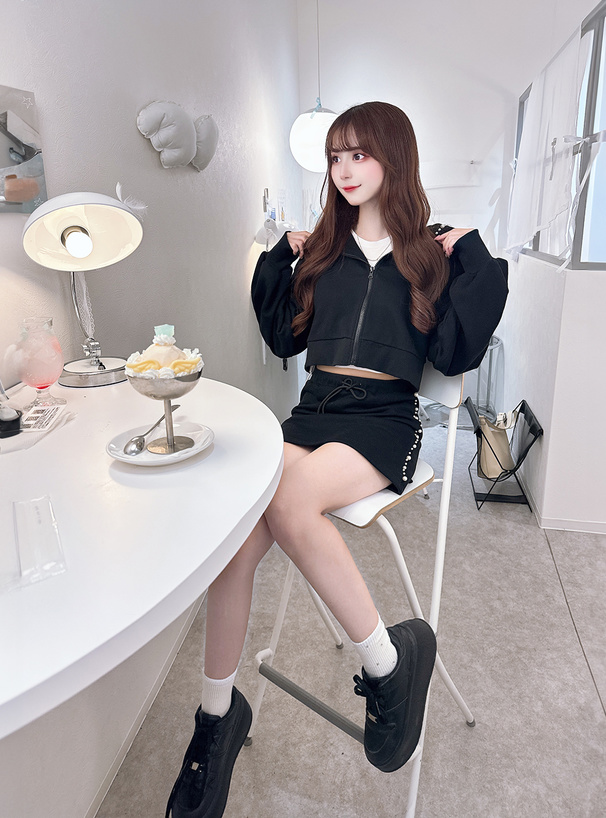 パールバーカー×インパン裏地付きミニスカートスウェットセットアップ