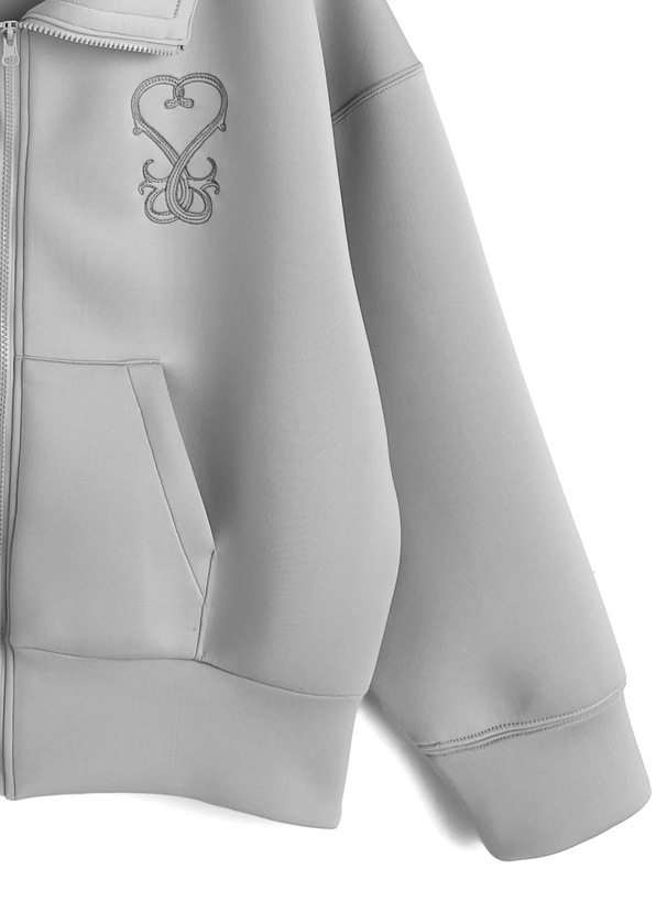 ロゴ刺繍オーバーサイズジップパーカー