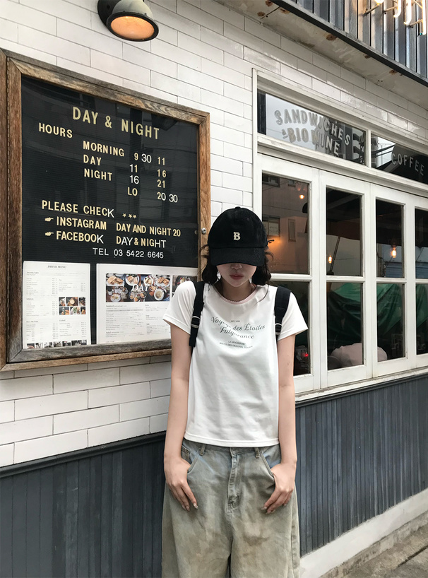 配色ロゴプリントTシャツ