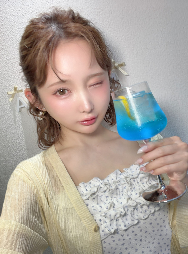 小花柄フリルベアトップ