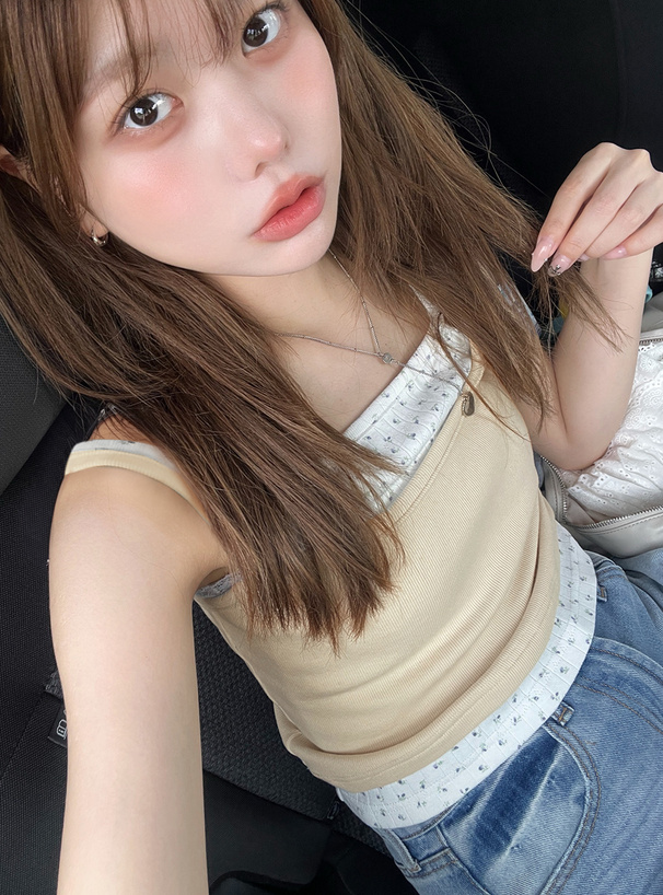 小花柄レイヤード風キャミソール