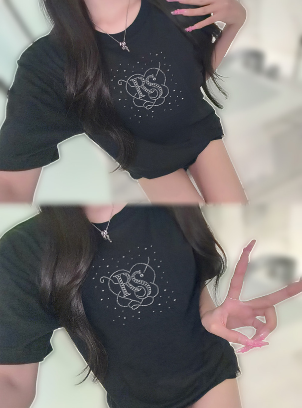 ラインストーンロゴTシャツ