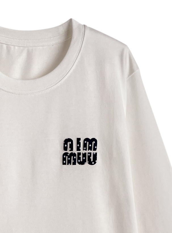 ドット柄ロゴ刺繍ロンT