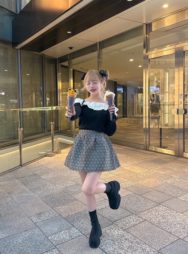 リボンフリルオフショルダーニットトップス