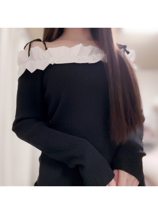 リボンフリルオフショルダーニットトップス