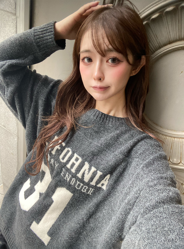 ロゴジャガードニットトップス