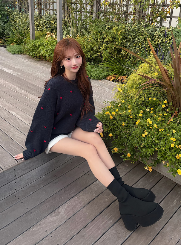 ハート刺繍ニットトップス