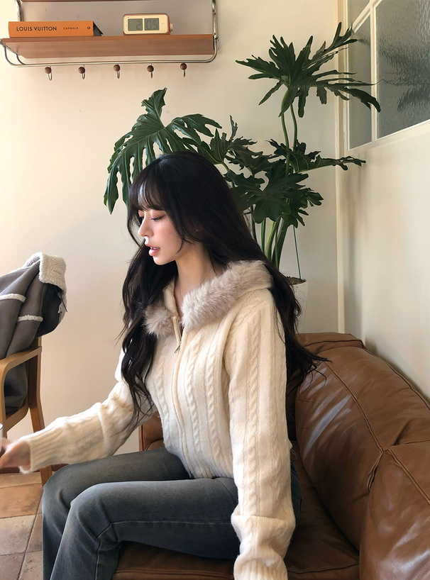 ファーフードケーブル編みダブルジップニットパーカー[so45