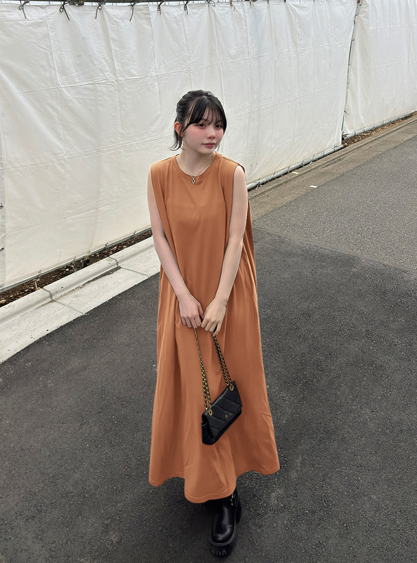 IEDIT[イディット] 前後ろ着られる ダンボールカットソーの