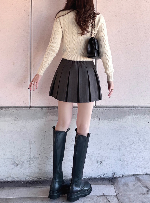 インパン裏地付きバックプリーツミニスカート