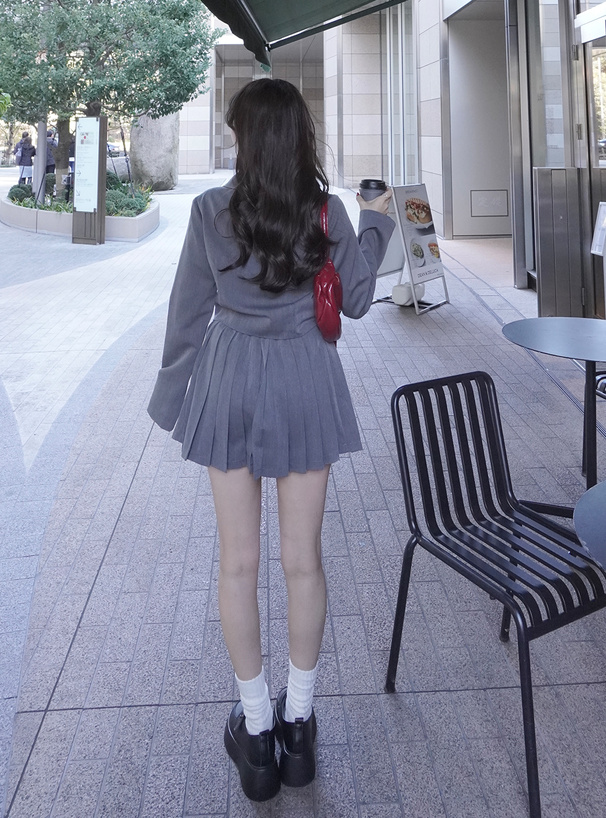 ダブルジャケット×プリーツミニスカートセットアップ